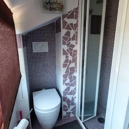 Axia Terme B&b, 4 Min Dal Centro Storico - Park Privato Viterbo